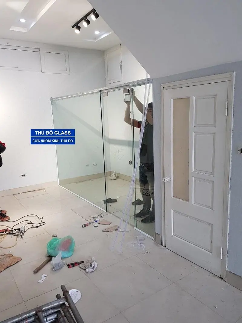 Thi Công Trần Gương Đà Nẵng Thi Công Trần Gương Đà Nẵng