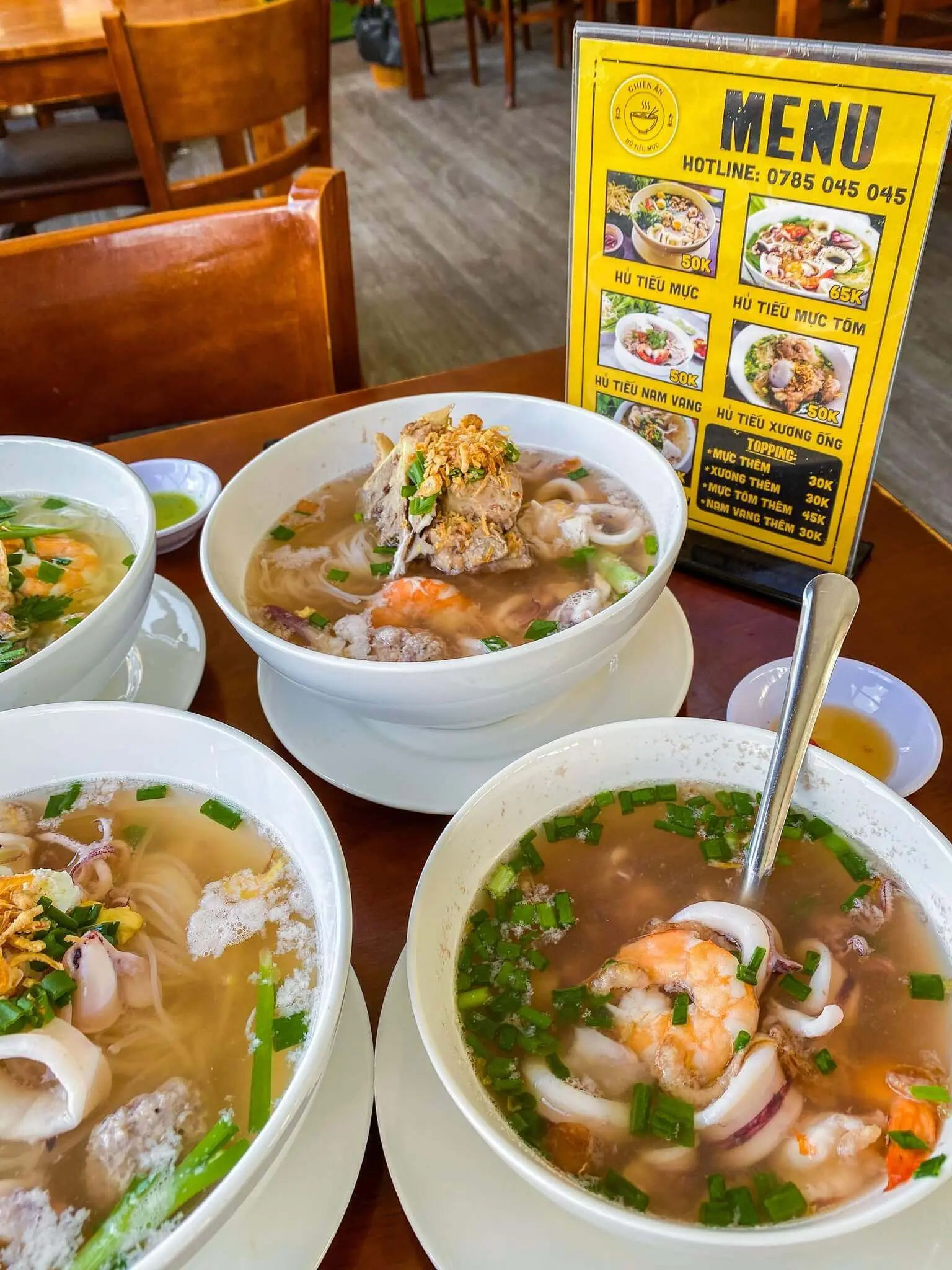 ăn sáng ở đà lạt Ghiền ăn - Hủ tiếu mực