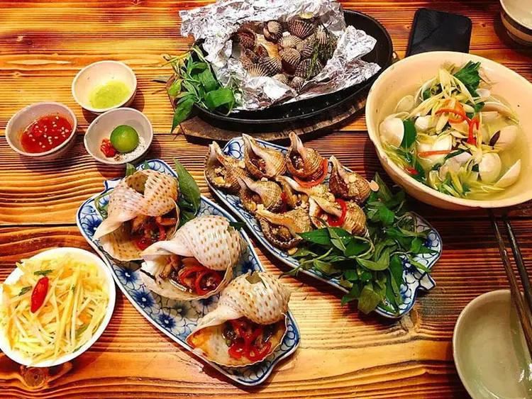 Ăn Tối Ở Quy Nhơn Quán Hải Sĩ Ngon, Chất Lượng