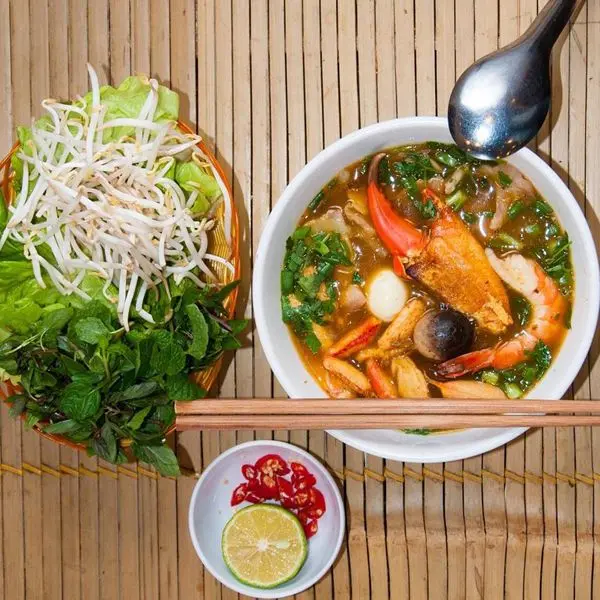 Bánh Canh Ghẹ Phú Quốc ẩm thực