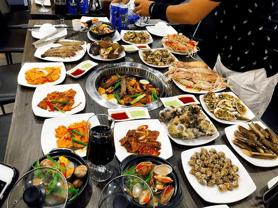 buffet hải sản Hạ Long buffet hải sản Hạ Long