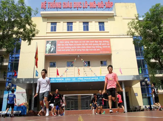 các trường tư thục ở hà nội THPT Lômônôxốp