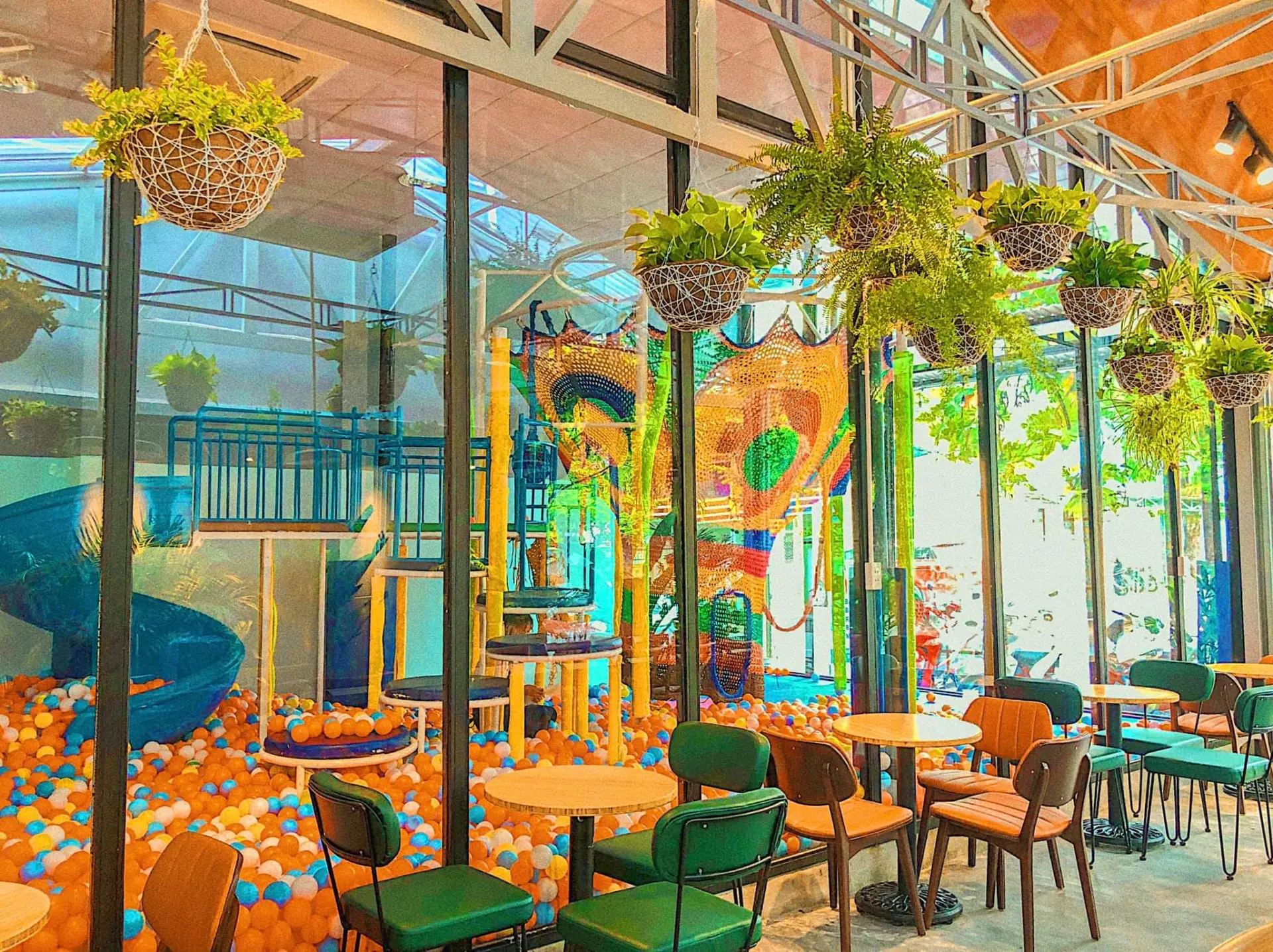 cafe có khu vui chơi cho bé ở đà nẵng cafe có khu vui chơi cho bé ở đà nẵng