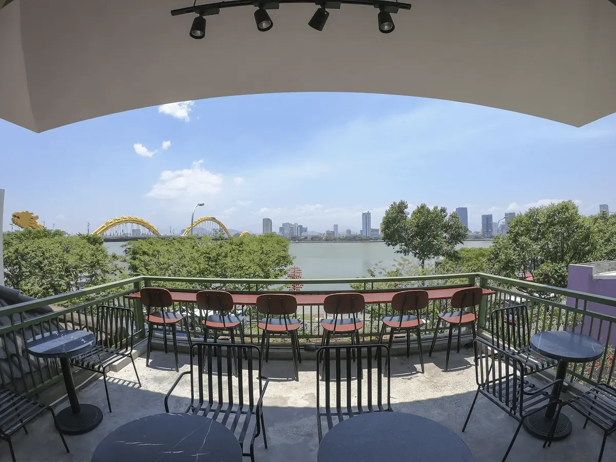 Đi Tìm 10 Quán Cafe Rooftop Đà Nẵng Cực Chill Hẹn Bạn Cuối Tuần
