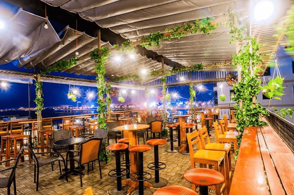 Cafe rooptop Đà Nẵng 2