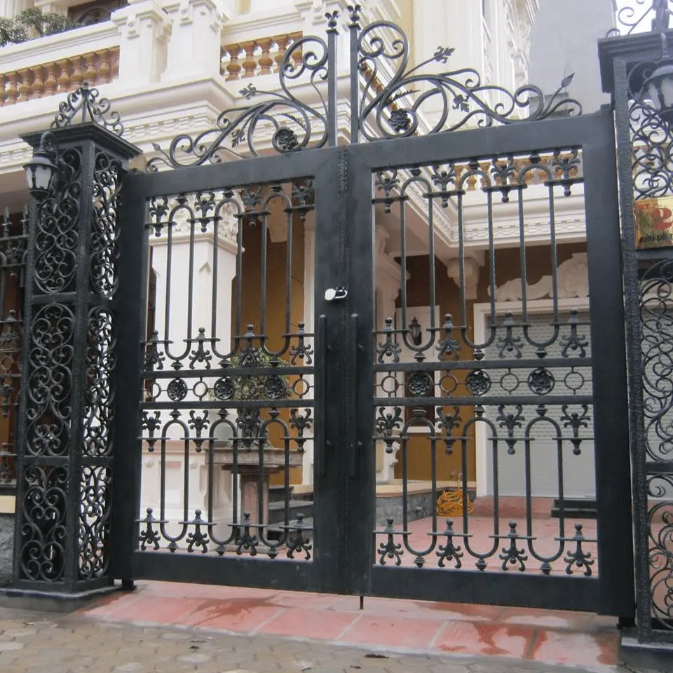cổng sắt Cần Thơ Nhôm Sắt Inox Cần Thơ