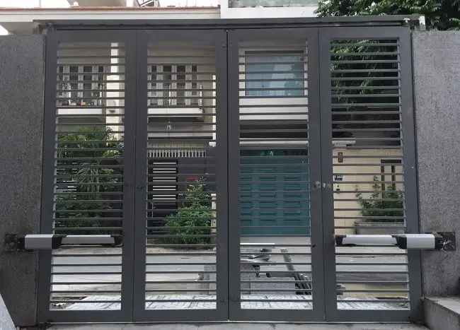 cổng tự động Hòa Bình