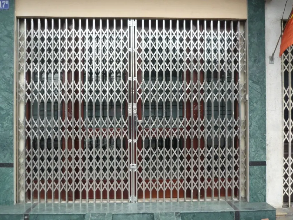 Cửa Inox Vĩnh Long Cửa Hàng Tiến Lên