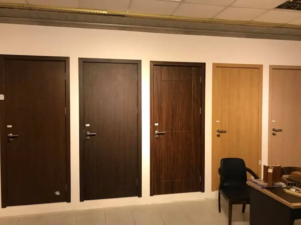 cửa nhựa composite Gia Lai Kho Sàn Gỗ Gia Lai