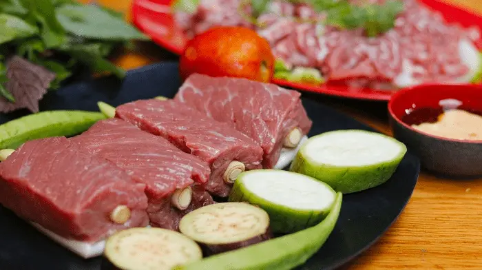 nhà hàng gần biển ở nha trang Veranda Restaurant
