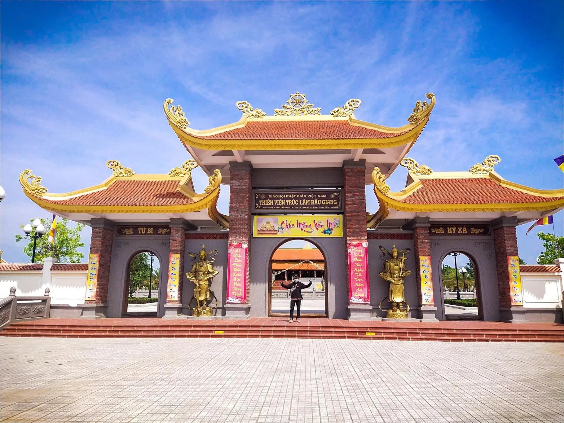 trung tâm tiếng anh nha trang lets star