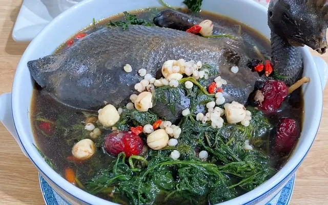 Gà Hầm Thuốc Bắc Đà Nẵng Quán Hà