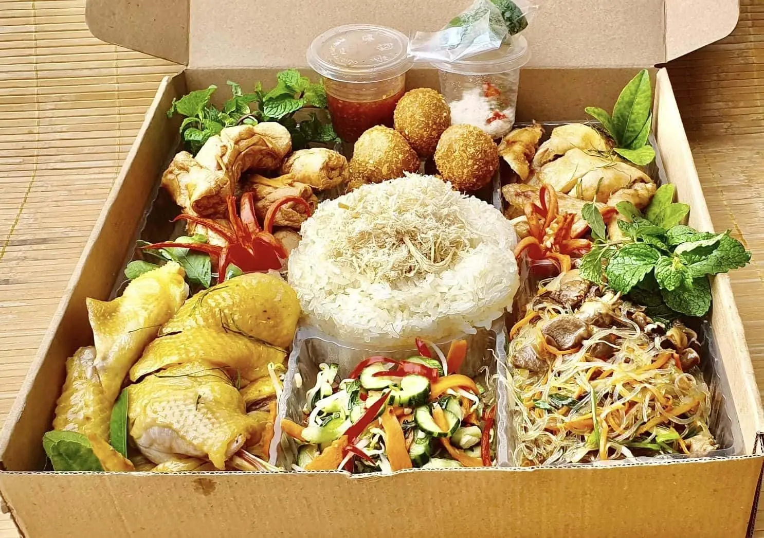 Gà Mạnh Hoạch Thái Bình Gà Mạnh Hoạch Thái Bình