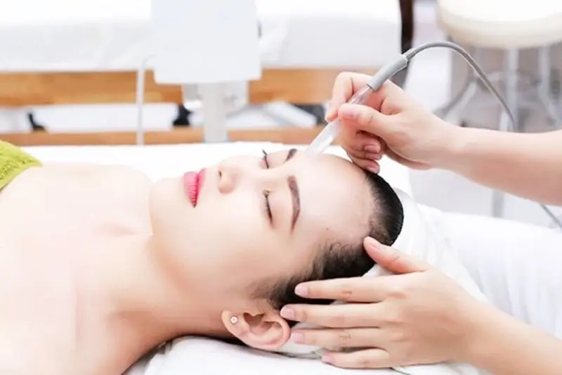 giá máy hút mụn Máy hút mụn spa là gì?