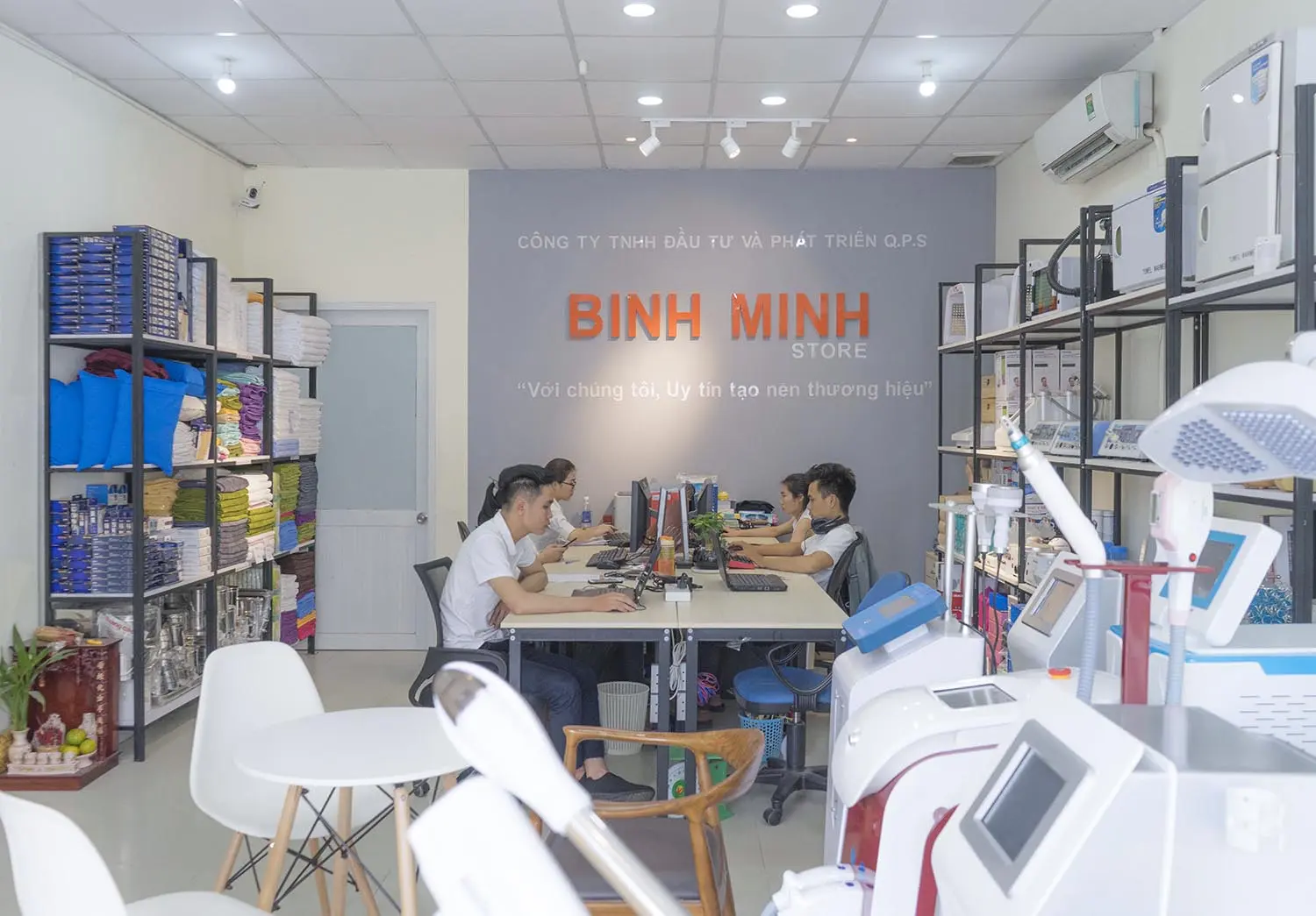 giá máy hút mụn Cửa hàng Bình Minh