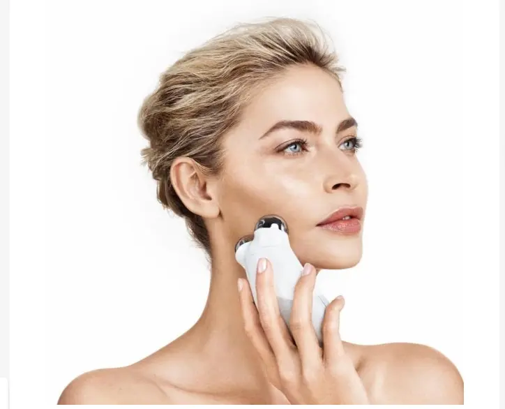 Báo Giá Máy Nâng Cơ Mặt Và Top 5 Địa Chỉ Uy Tín Hiện Nay