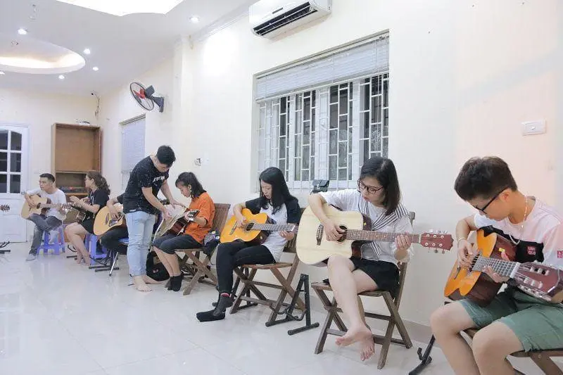 học guitar Đà Nẵng học guitar đà nẵng