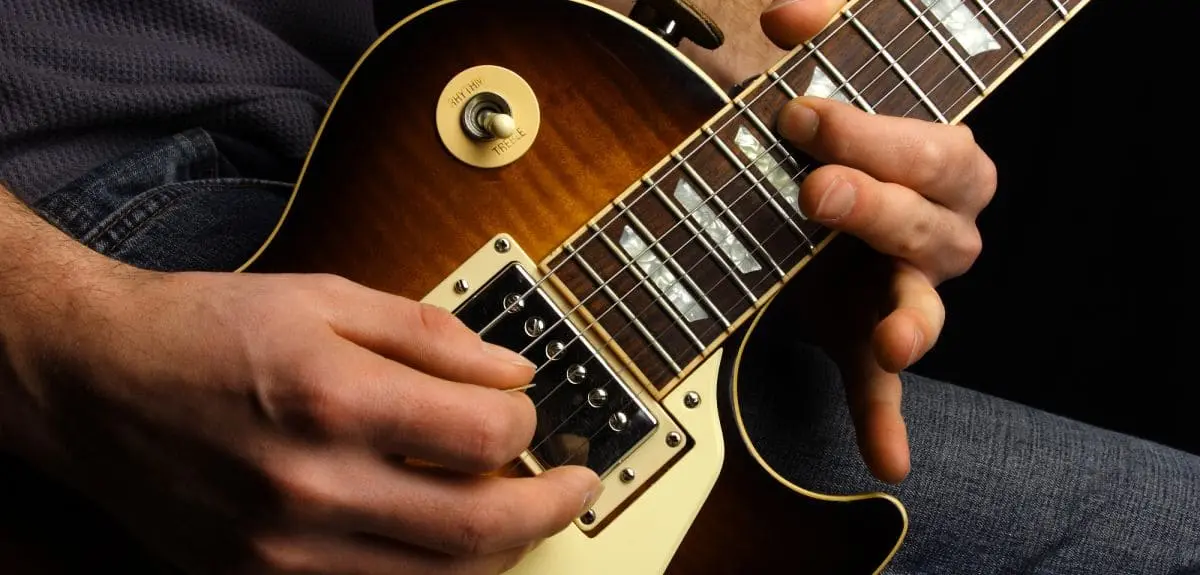 học guitar tphcm học guitar tphcm