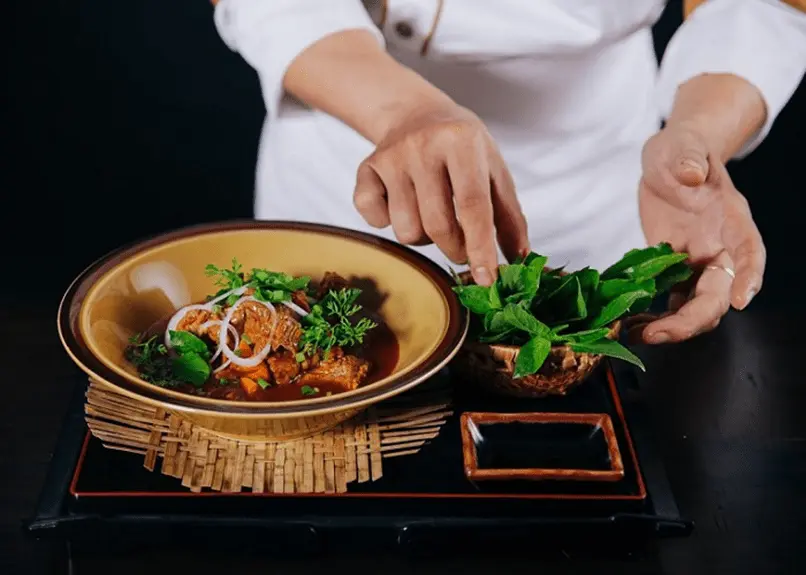 học nấu ăn ở nha trang Hướng Nghiệp Á Âu