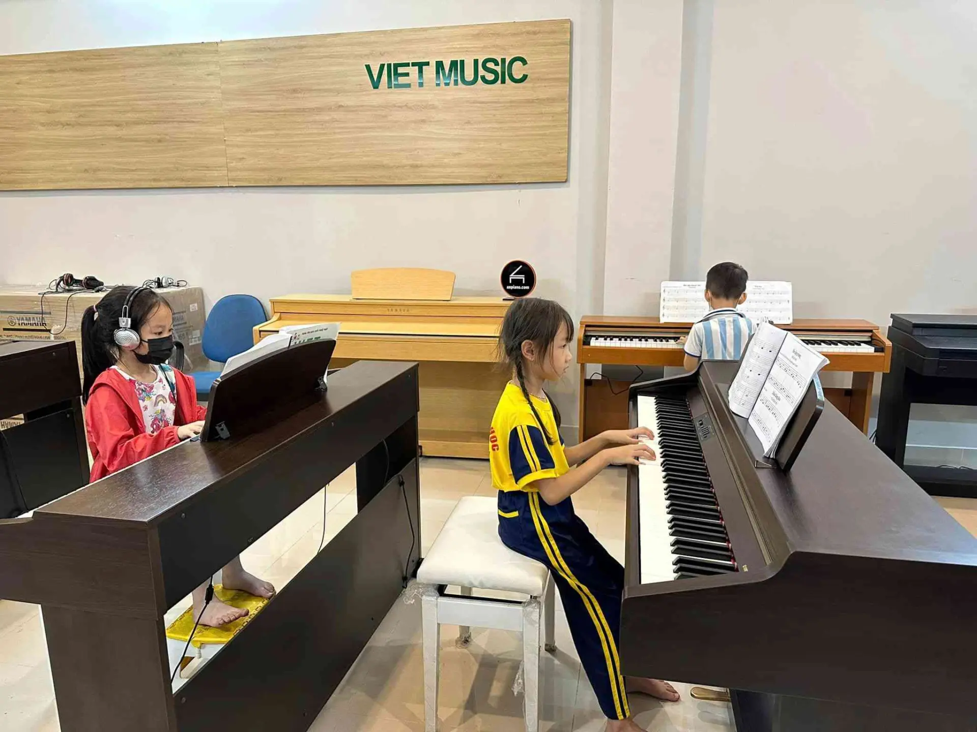 học piano Đà Nẵng Việt Music