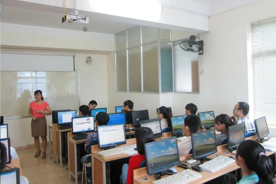 học tin học văn phòng Cần Thơ Trung Tâm Ngoại Ngữ Tin Học CTUT