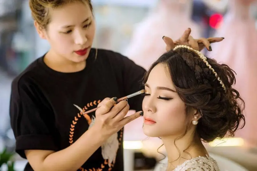 học trang điểm chuyên nghiệp ở hà nội