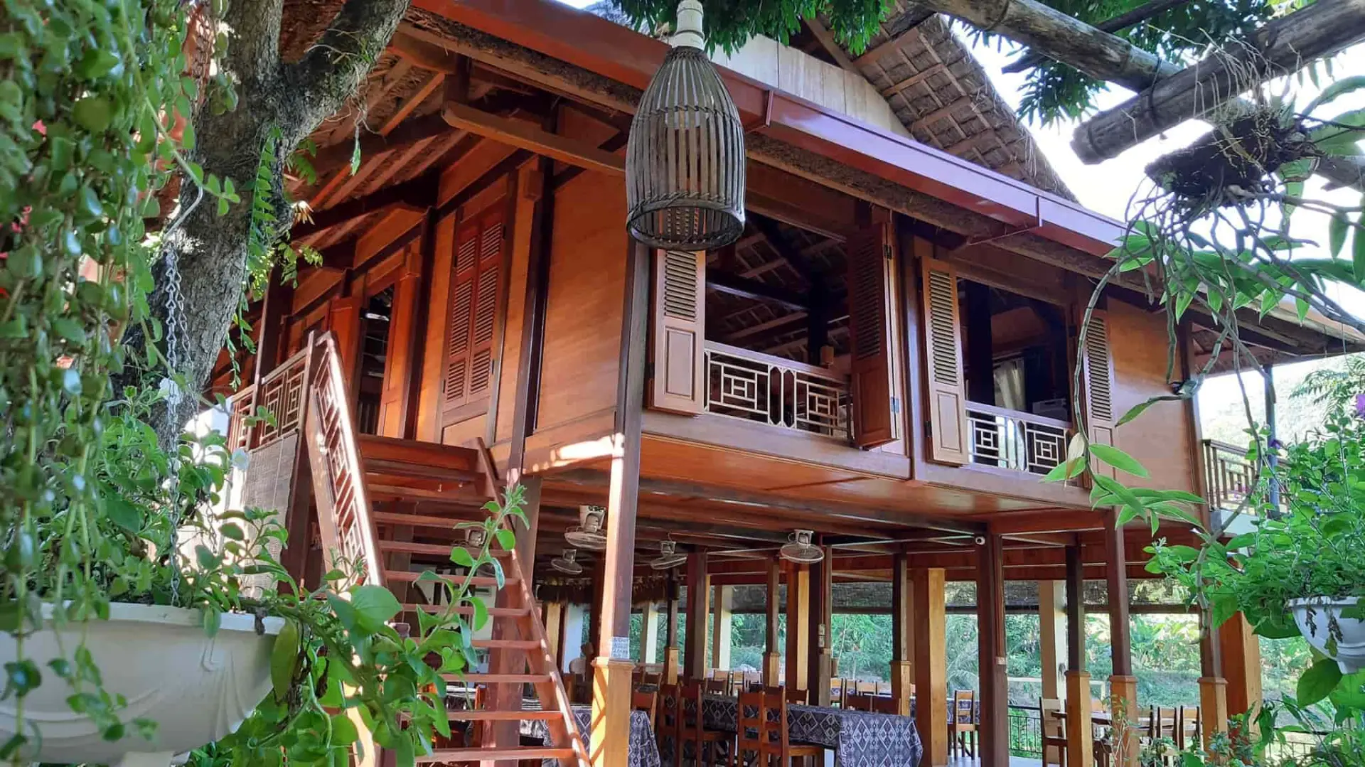 Cửa Hàng Bán Thang Nhôm Tại Hà Nội