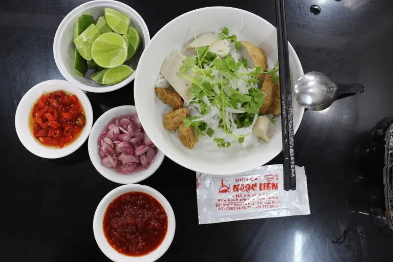 Ăn trưa ở Quy Nhơn Ăn trưa ở Quy Nhơn
