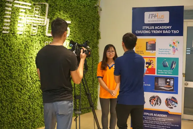 khóa học quay và dựng video khóa học quay và dựng video