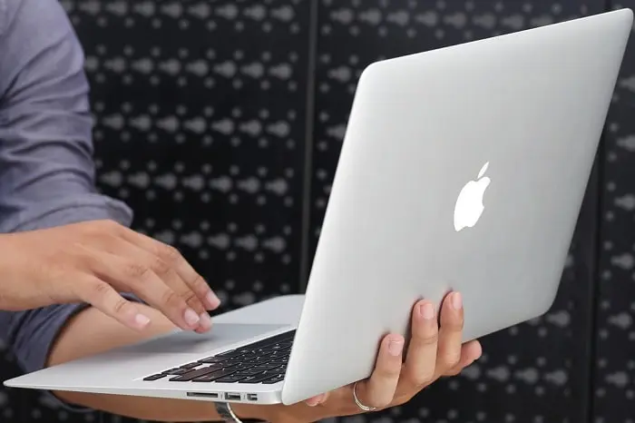 laptop Bình Dương Đơn vị Vinh Phát