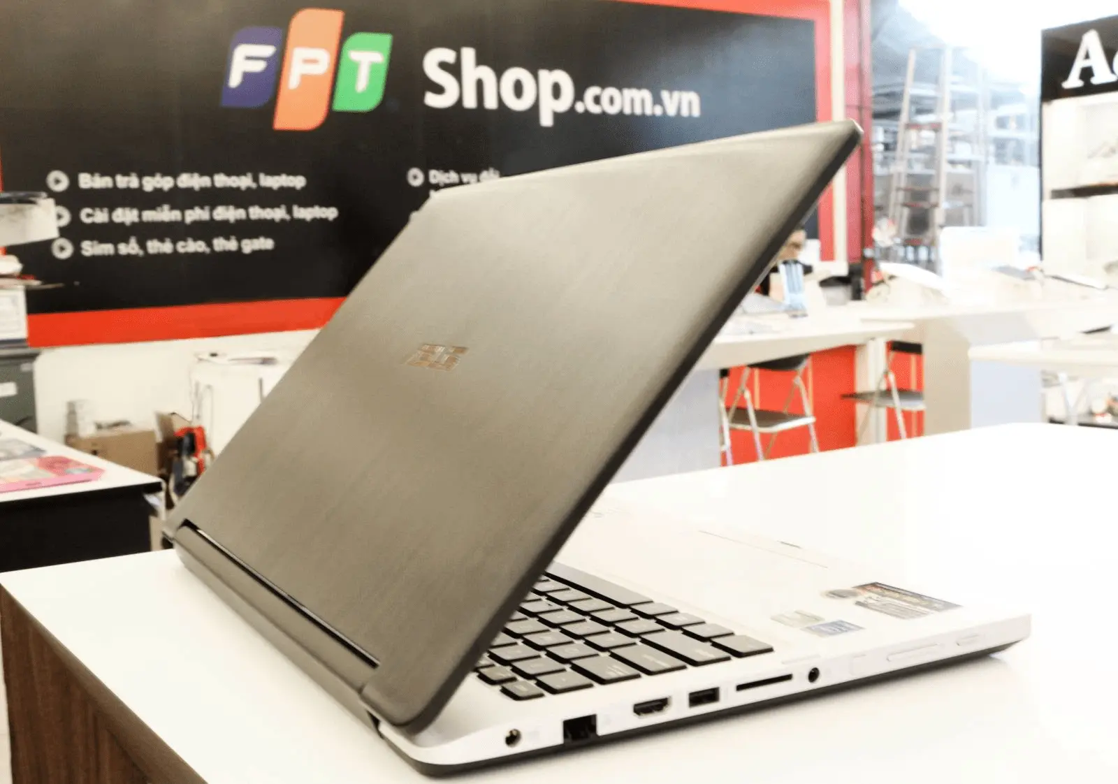 laptop cũ Quảng Bình FPT Shop