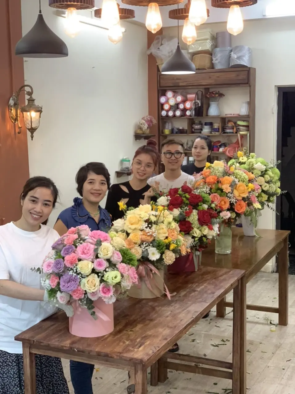 lớp học cắm hoa hà nội Lớp Học KVI Flowers