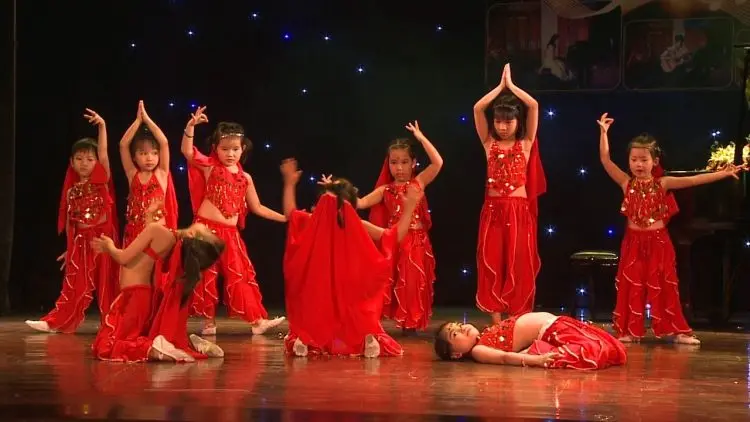 Lớp học múa Đà Nẵng Lớp học múa Đà Nẵng