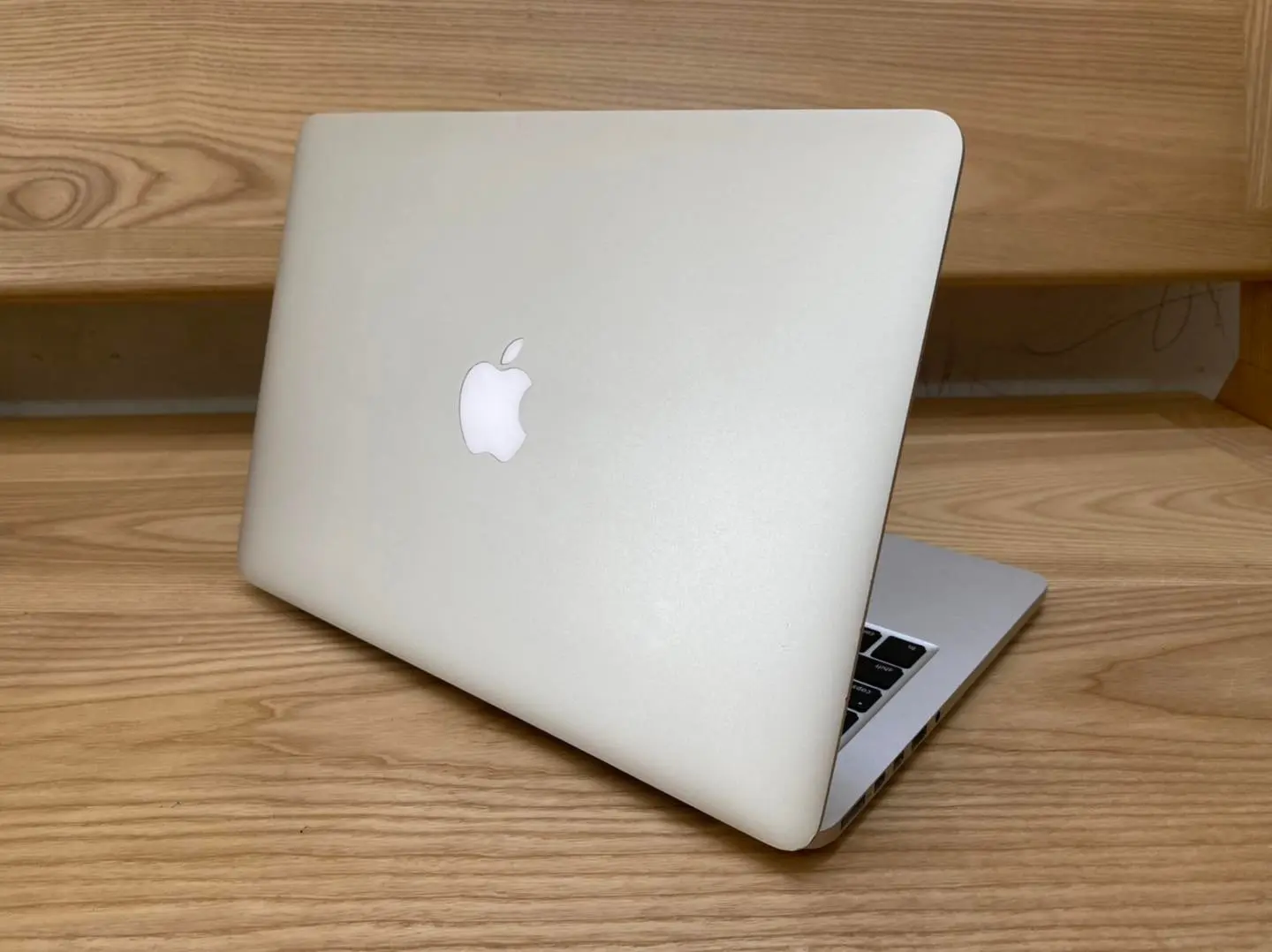 macbook vũng tàu Cửa Hàng Vinh Laptop