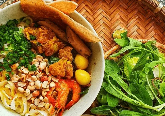 mì quảng hội an Quán Quê Hương