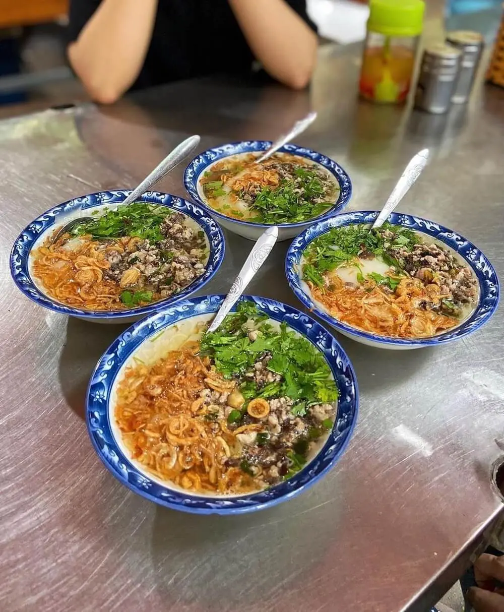 Quán ăn vặt ở đường 30/4 Phú Quốc