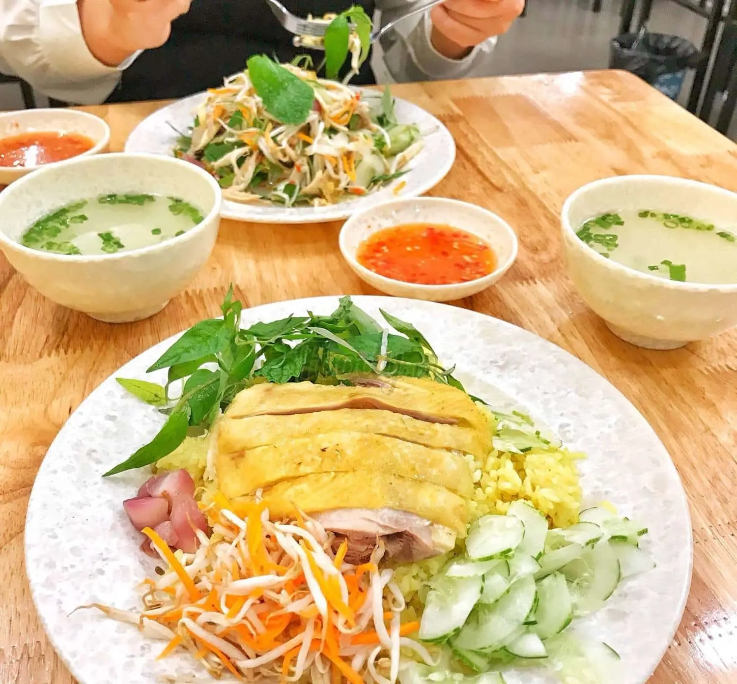 món ngon Phú Yên Cơm gà Tuyết Nhung