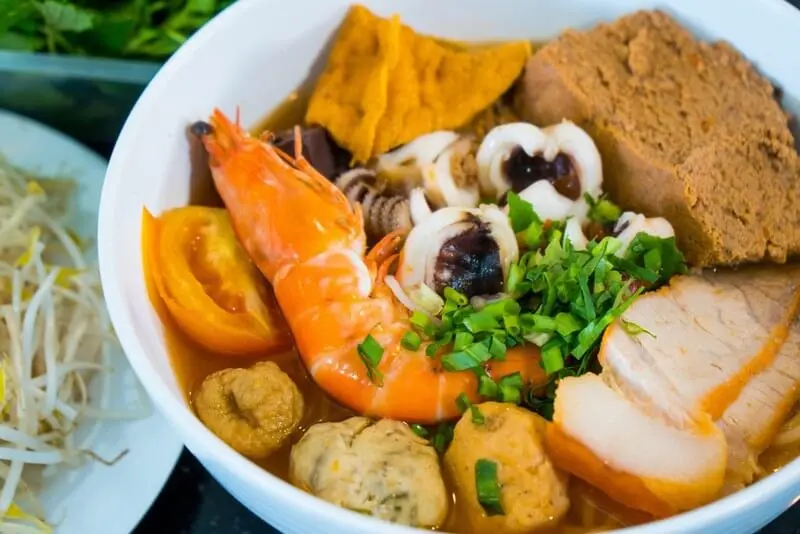 Cơm Gà Tuấn