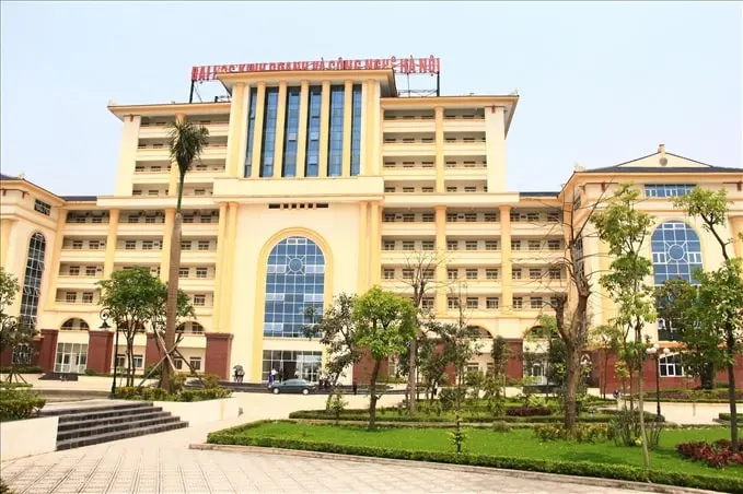 ĐH Kinh doanh và Công nghệ HN