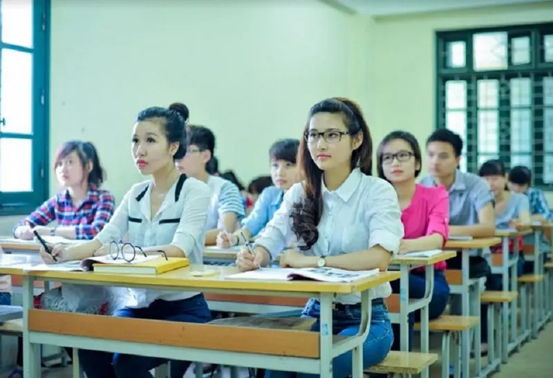 Trường Đại học Phương Đông