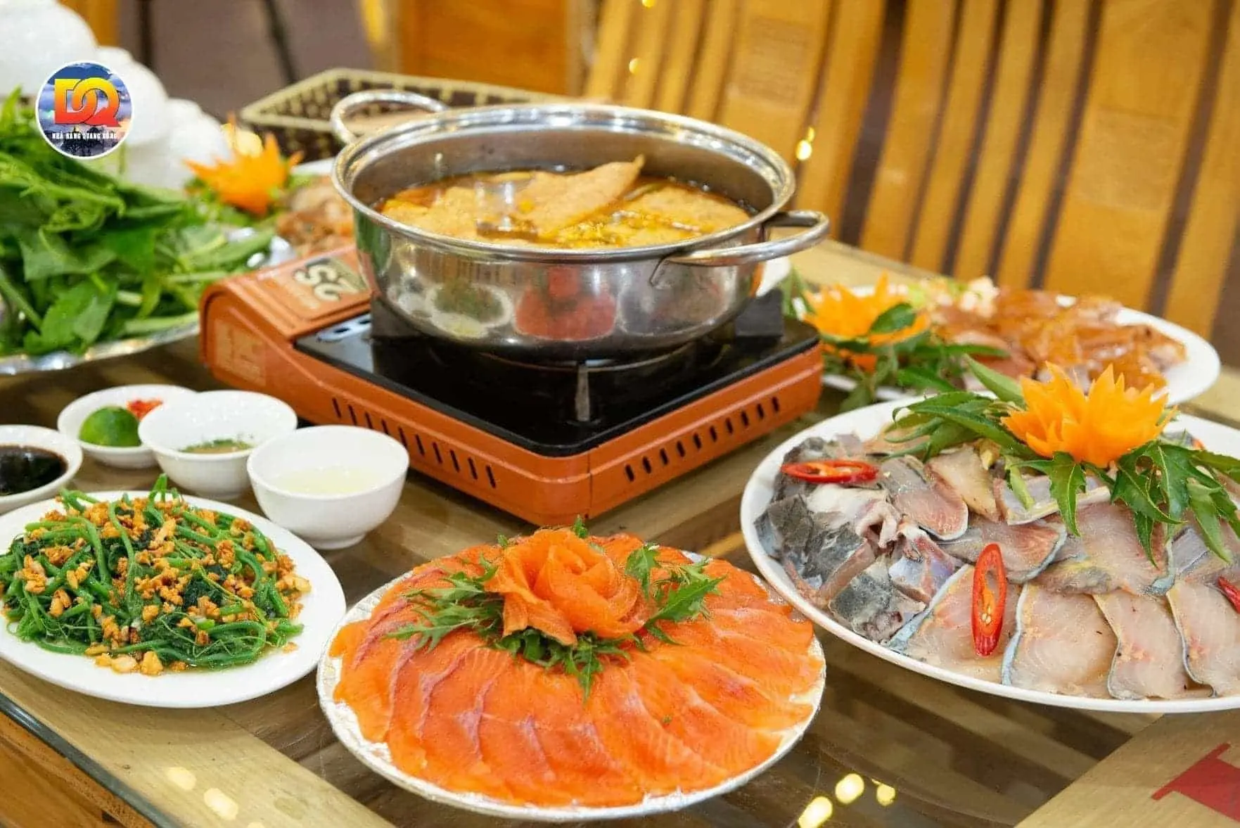 Bếp Nhà Ngoại