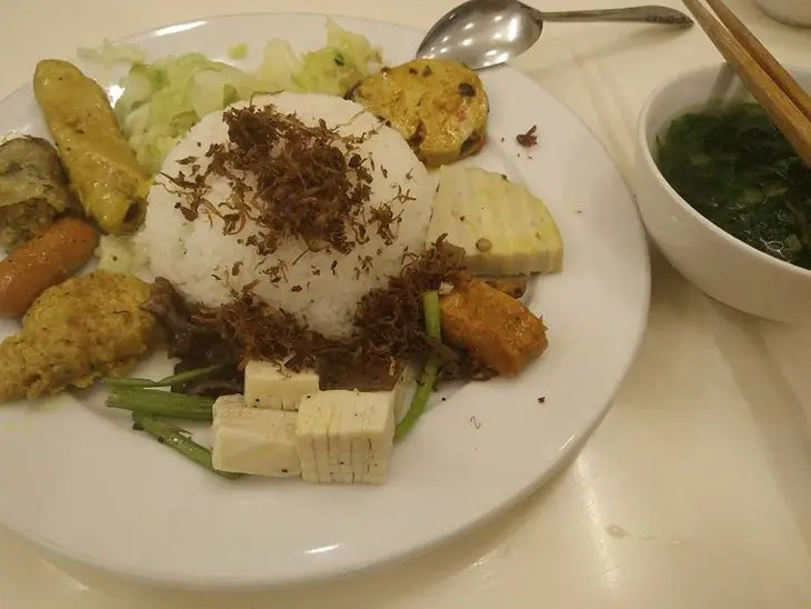 nhà hàng chay Quy Nhơn Cơm Chay Tịnh Tâm