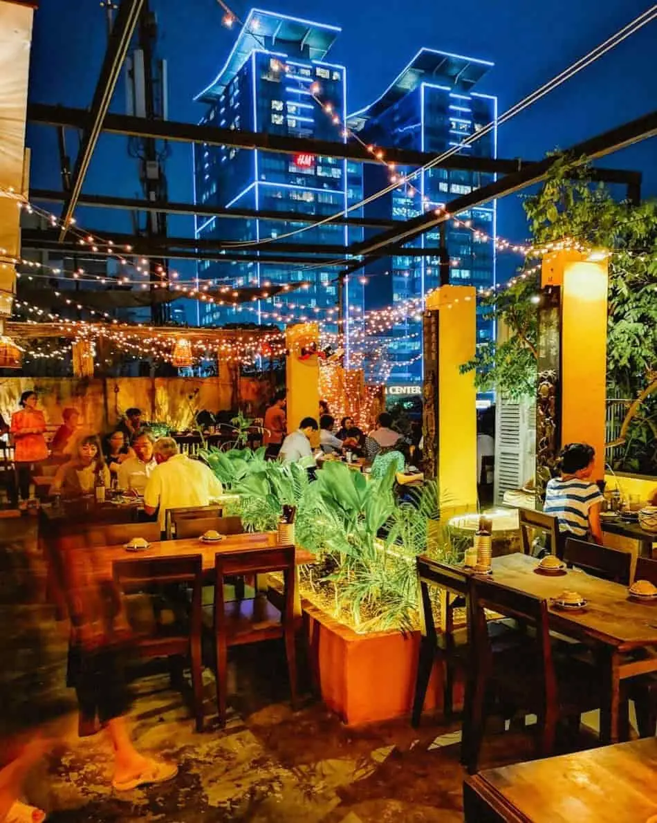 quán cafe check in ở Đồng Nai Góc Phố Koi