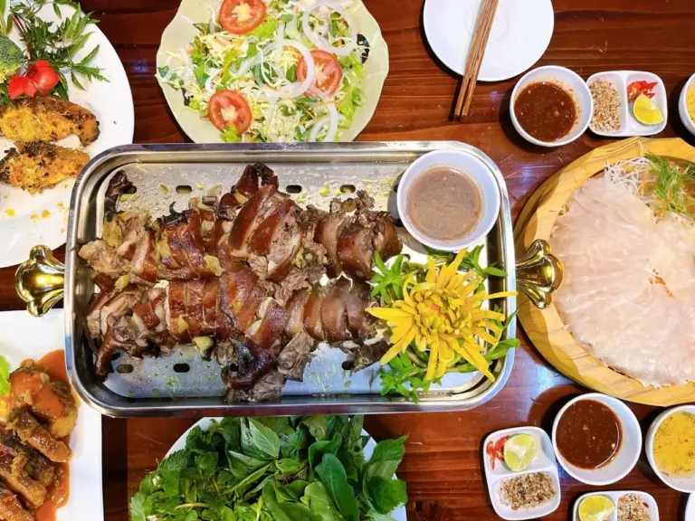 Top 12 Nhà Hàng Ở Sapa Ngon Bạn Không Nên Bỏ Qua