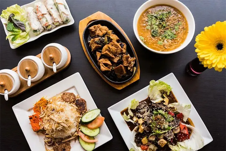 nhà hàng Thái ở Phú Quốc Andochin Beach Bar & Thai Restaurant