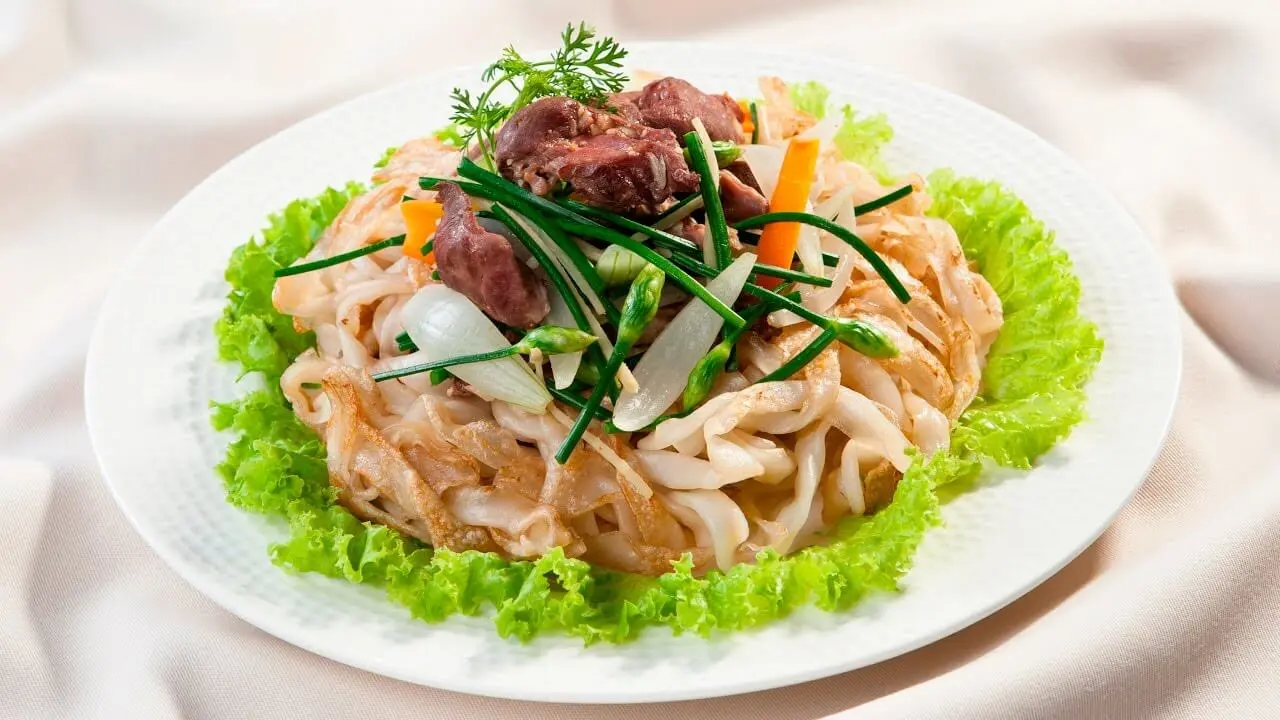 quán miến ngon Hà Nội Bánh Đa Trộn & Miến Trộn - Vũ Ngọc Phan