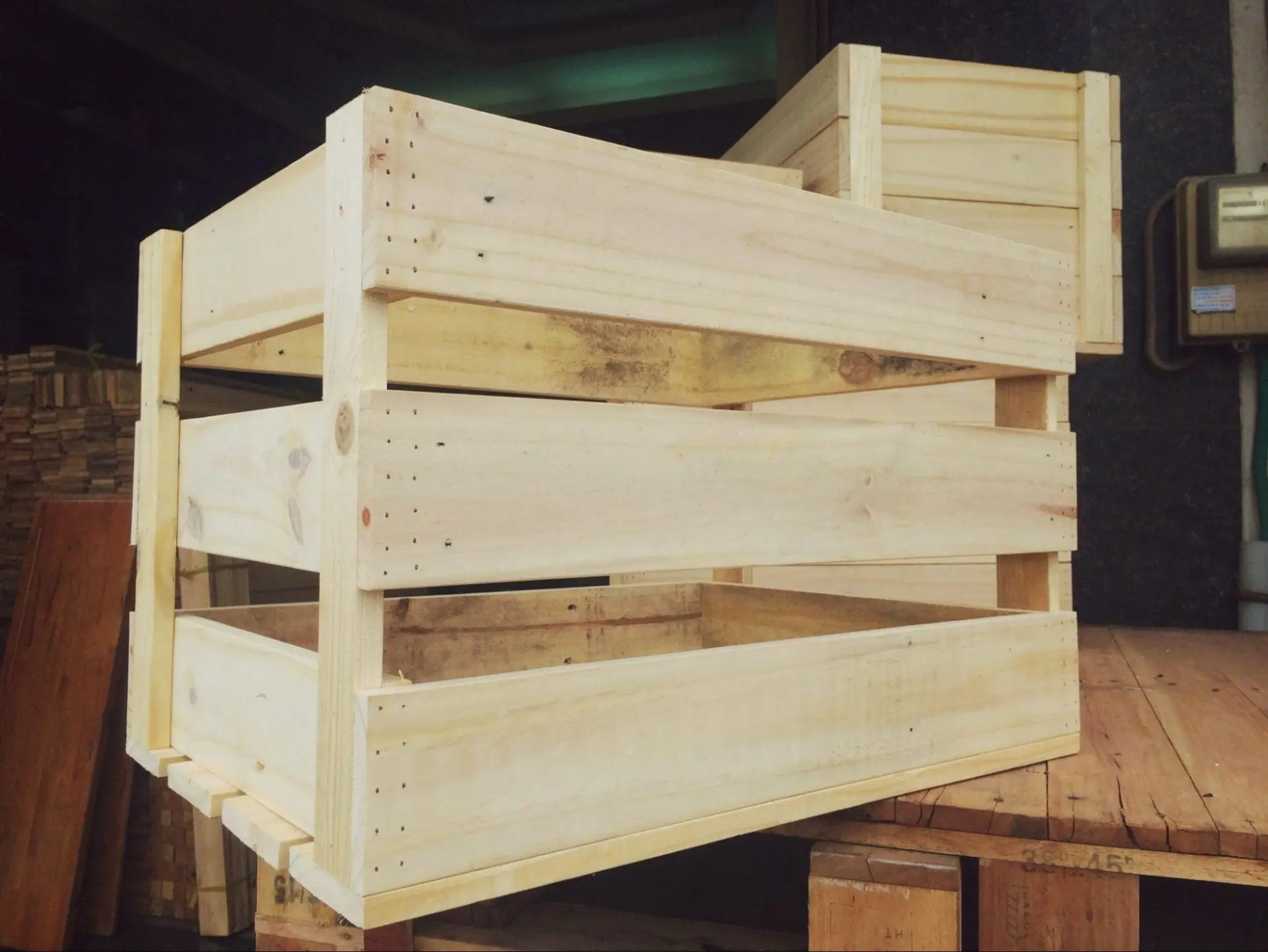 pallet gỗ Thái Bình Công Ty Cửa Gỗ Nhựa Composite Thái Bình - HTdoor