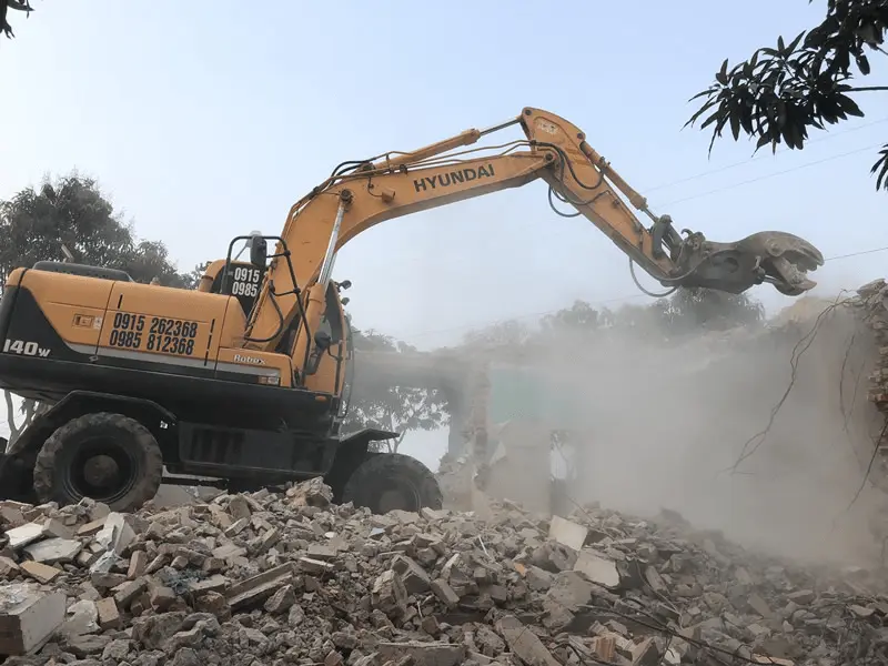phá dỡ công trình tại Nghệ An Hoàng Thủy
