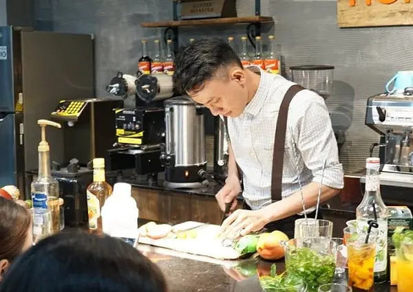 học pha chế ở huế Aroma Training Center