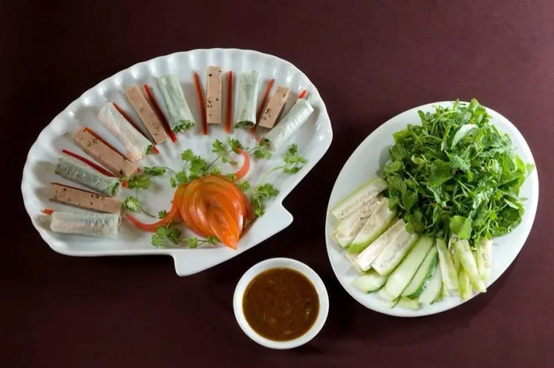 Tổng Hợp 21 Quán Ăn Ngon Quận 10 Không Thể Không Biết